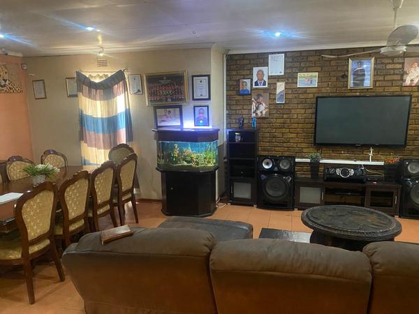 House For Sale in Turffontein, Johannesburg